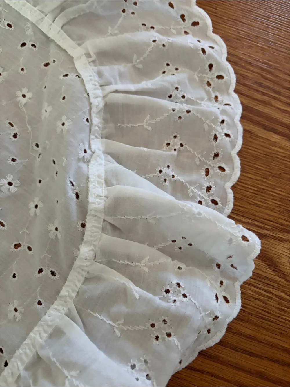 White Eyelet Ruffled Kitchen Linen table cover
